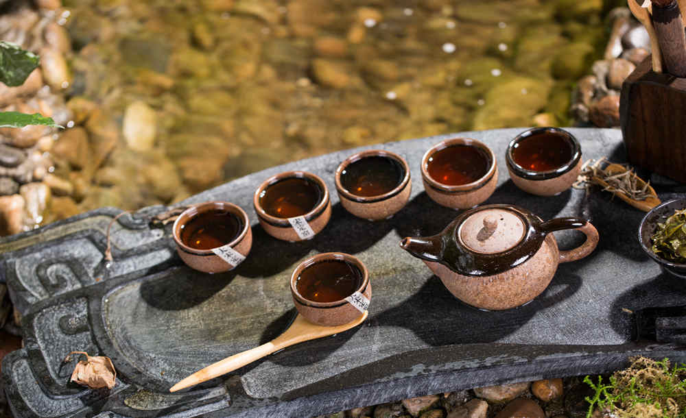 大宋定窯生產(chǎn)的精美定窯茶具套裝，提升你的品茗品味.jpg